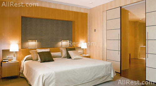 Grand Marina 12